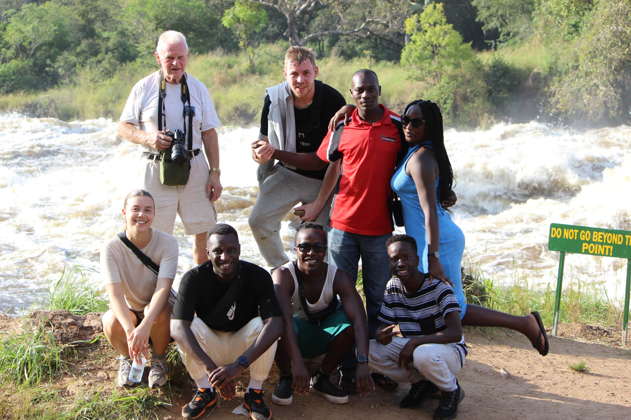 group of tourists at murchison falls-min